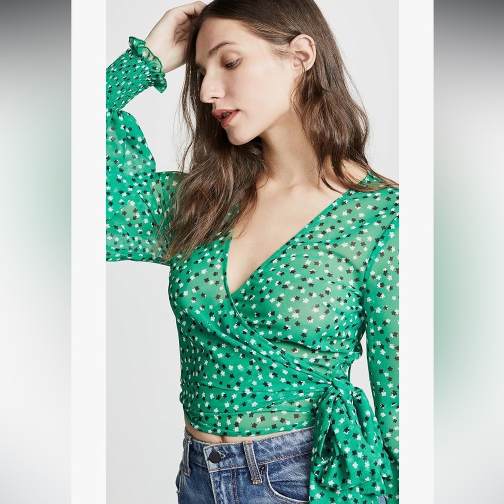 C/Meo Collective Women's LOYALTIES Long Sleeve Cropped WRAP TOP, Green Floral, L